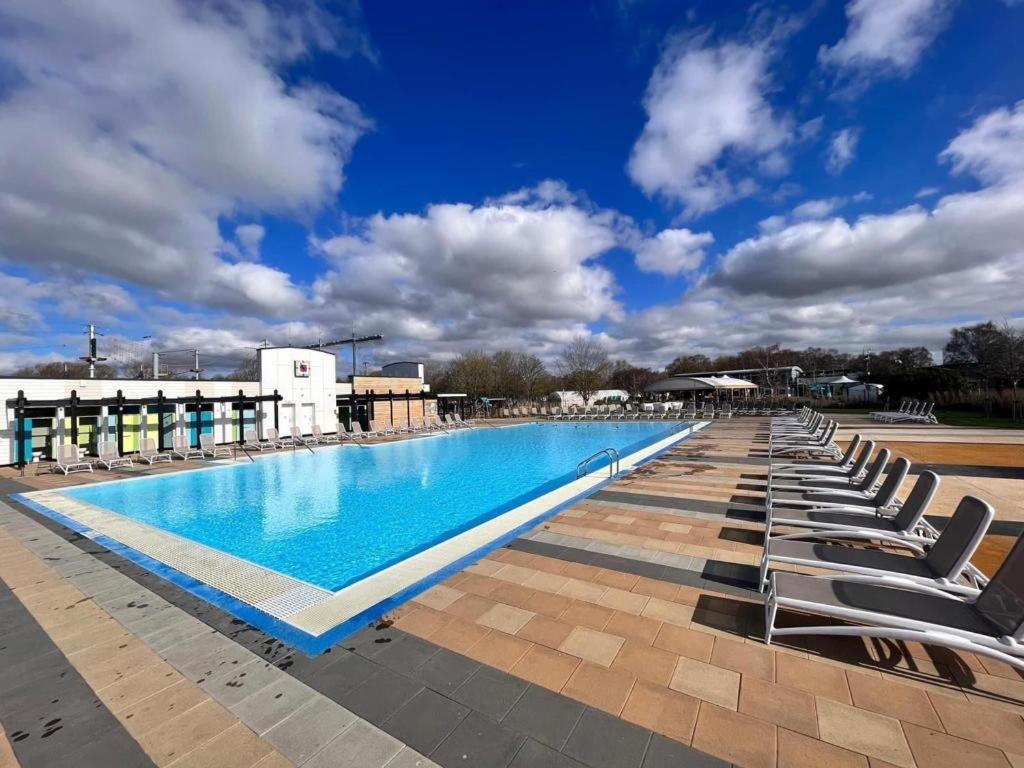 Luamar Holidays- Tattershall Lakes - Lancaster Crescent Hotel Luaran gambar